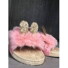 Papuci dama cu puf si urechi culoarea roz marimea 38