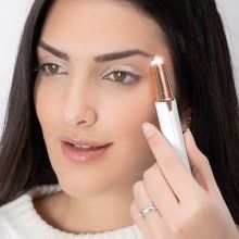 Epilator de precizie SIKS® pentru sprancene, cu incarcare USB, lumina led, alb Epilator de precizie SIKS® pentru sprancene, cu incarcare USB, lumina led, alb