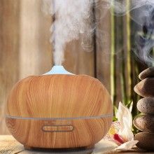Umidificator SIKS model triunghi, difuzor aroma, 400 ml, lemn deschis Umidificator SIKS model triunghi, difuzor aroma, 400 ml, lemn deschis