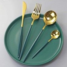 Set Tacamuri SIKS 24 Piese Stil Portughez, Otel Inoxidabil, Verde/Auriu Set Tacamuri SIKS 24 Piese Stil Portughez, Otel Inoxidabil, Verde/Auriu