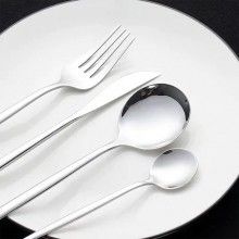 Set Tacamuri SIKS 24 Piese Stil Portughez, Otel Inoxidabil, Finisaj Lucios, Argintiu Set Tacamuri SIKS 24 Piese Stil Portughez, Otel Inoxidabil, Finisaj Lucios, Argintiu