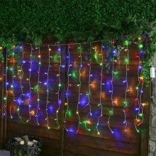Instalatie De Craciun SIKS Model Perdea, 8 m x 50 cm, 500 LED-uri, Cu 8 jocuri de lumini, Franjuri, Pentru Exterior/Interior,... Instalatie De Craciun SIKS Model Perdea, 8 m x 50 cm, 500 LED-uri, Cu 8 jocuri de lumini, Franjuri, Pentru Exterior/Interior,...