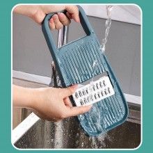 Razatoare Multifunctionala 5 in 1 SIKS pentru Legume si Fructe, Lame Interschimbabile, Usor de Curatat, Turcoaz Razatoare Multifunctionala 5 in 1 SIKS pentru Legume si Fructe, Lame Interschimbabile, Usor de Curatat, Turcoaz