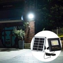 Proiector LED EDAR pentru Exterior, 15W, Panou Solar, Telecomanda, 108 LED-Uri, Grad de Proiectie IP 67, Incarcare Solara, Negru