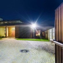 Proiector LED EDAR, pentru Exterior, Panou Solar, Putere 100W, Grad de Protectie IP 67, Control prin Telecomanda, Incarcare S... Proiector LED EDAR, pentru Exterior, Panou Solar, Putere 100W, Grad de Protectie IP 67, Control prin Telecomanda, Incarcare S...