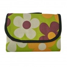 Patura Impermeabila SIKS, pentru Plaja si Camping, 150x145 cm, Model Verde cu Floricele