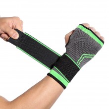 Orteza Elastica SIKS Pentru Incheietura Mana, Ajustabila Cu Bretea Elastica, Material Elastic Respirabil, Marime Universala, ... Orteza Elastica SIKS Pentru Incheietura Mana, Ajustabila Cu Bretea Elastica, Material Elastic Respirabil, Marime Universala, ...