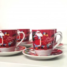 Set Cadou SIKS 6 Cesti si 6 Farfurioare, Model Craciun Merry Christmas, Ceramica, Rosu Set Cadou SIKS 6 Cesti si 6 Farfurioare, Model Craciun Merry Christmas, Ceramica, Rosu