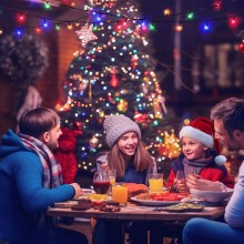 Rola Instalatie de Craciun Liniara EDAR, 8 Jocuri de Lumini Interschimbabile, Alimentare La Priza Pentru Interior/Exterior, R...