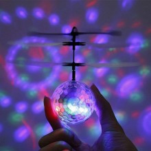 Jucarie Minge Zburatoare SIKS Cu Lumini Led, Crystal Ball, Tip Drona, Control Prin Senzor De Miscare, Incarcare USB, Multicolor Jucarie Minge Zburatoare SIKS Cu Lumini Led, Crystal Ball, Tip Drona, Control Prin Senzor De Miscare, Incarcare USB, Multicolor