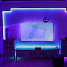 Kit Banda LED RGB SIKS cu Telecomanda, 300 LED-uri, Lungime 3m Kit Banda LED RGB SIKS cu Telecomanda, 300 LED-uri, Lungime 3m