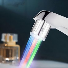 Cap Robinet SIKS Tip Duza cu Lumina LED Colorata Ambientala, Plastic, Universal, Argintiu