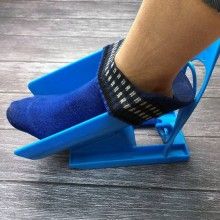 Incaltator pentru sosete si ciorapi EDAR ideal pentru femeile insarcinate, persoanele cu probleme de spate si persoanele in v... Incaltator pentru sosete si ciorapi EDAR ideal pentru femeile insarcinate, persoanele cu probleme de spate si persoanele in v...